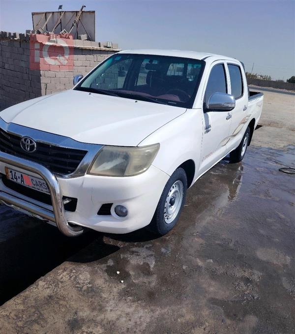 Toyota Hilux 2013 for sale in Iraq - Basra